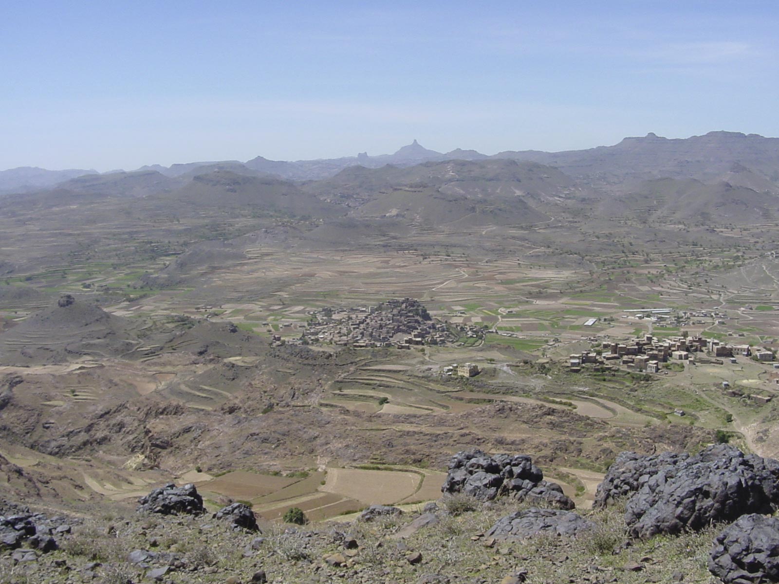 Chapitre | Tracing prehistory in highland Yemen: contributions of the ...
